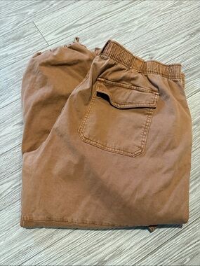 Old Navy Cargo Style pants